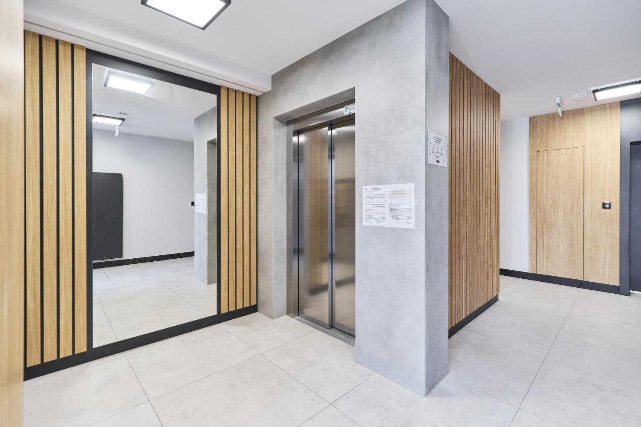Villa Nova Lux Apartment Wroclaw Kowale By Noclegi Renters Екстер'єр фото